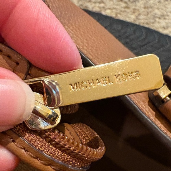 Michael Kors 3 in 1 Tote - Picture 6 of 16